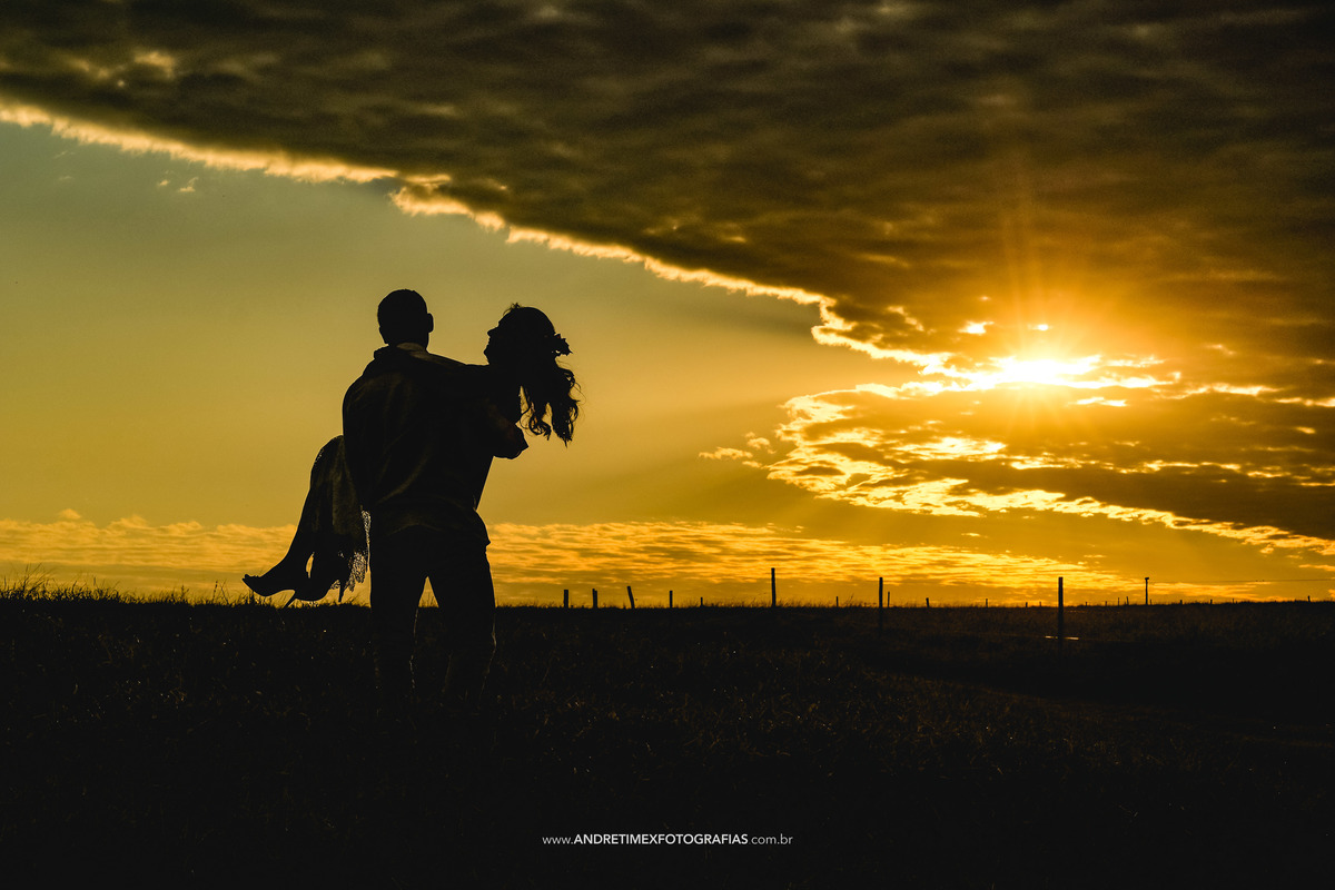 pre wedding. ensaio casamento. fotografia de casamento Marilia-sp.wedding. Casamento. Fotografia de casamento. The best wedding. Casamento no campo. André Timex Fotografias. Fotografia Bauru. inspiração casamentos. 