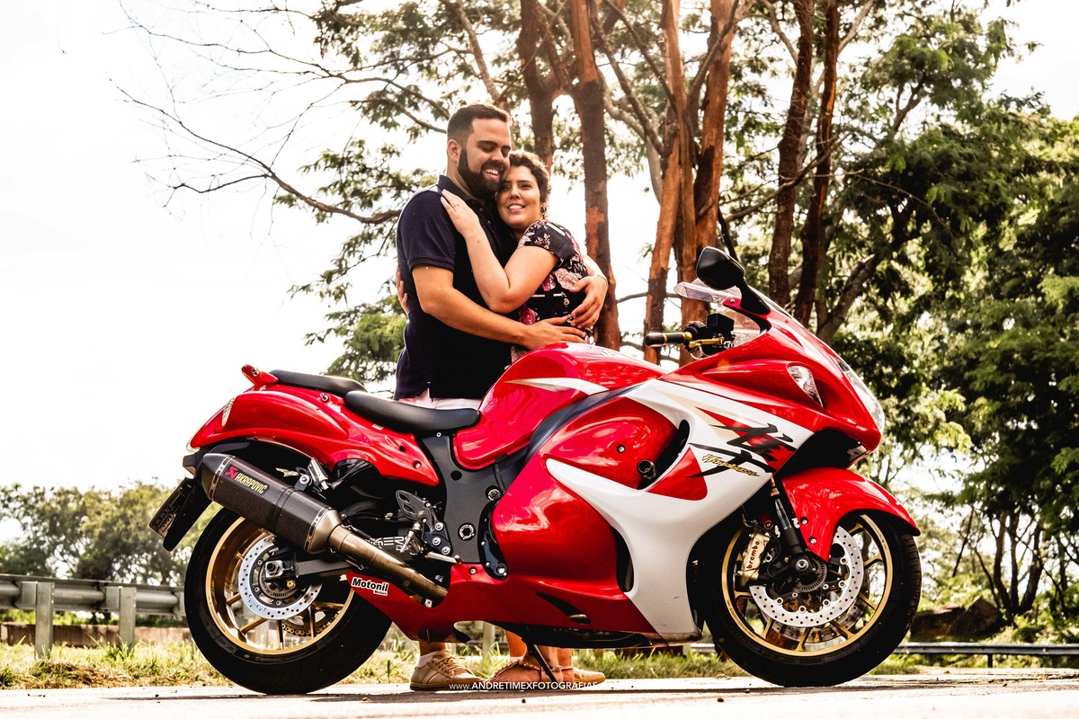 ensaio de casal . pre wedding . horto bauru . andre timex fotografia . ensaio de moto . wedding . casamento. bauru .casamento em bauru. brotas ensaio .ensaio igreja matriz jau. fotografia de casamento . wedding brasil