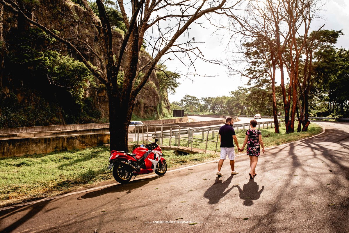 ensaio de casal . pre wedding . horto bauru . andre timex fotografia . ensaio de moto . wedding . casamento. bauru .casamento em bauru. brotas ensaio .ensaio igreja matriz jau. fotografia de casamento . wedding brasil