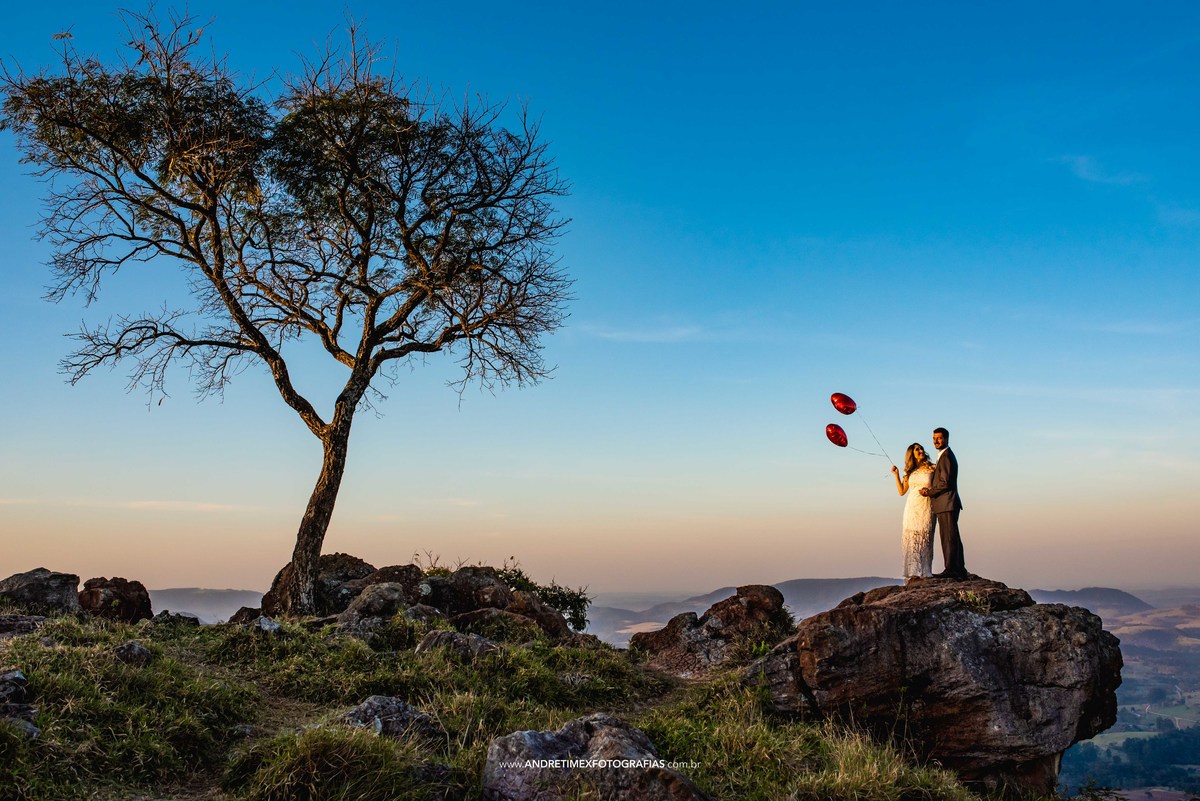 ensaio de casamento . pre wedding . pre ensaio . ensaio de casal . padrinho-sp . fotografia de casamento. ensaio em Botucatu. Cuesta de Botucatu. ensaio na serra.  os melhores fotógrafos de casamento.