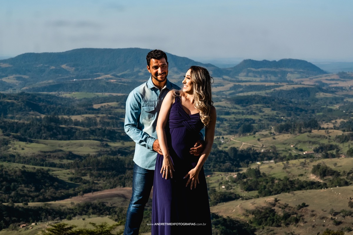 ensaio de casamento . pre wedding . pre ensaio . ensaio de casal . padrinho-sp . fotografia de casamento. ensaio em Botucatu. Cuesta de Botucatu. ensaio na serra.  os melhores fotógrafos de casamento.