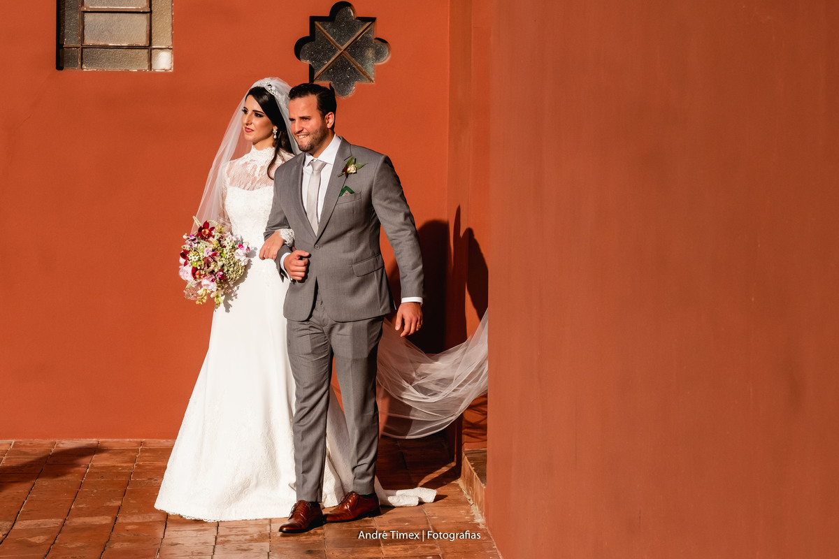 Tais Puntel - Constance Zahn - dia da noiva - vestido de noiva - fotografia de casamento - Fazenda dona Catarina - penteado de noiva  - wedding day - casamento no campo - casamento na fazenda - casamento de dia - Andre timex 