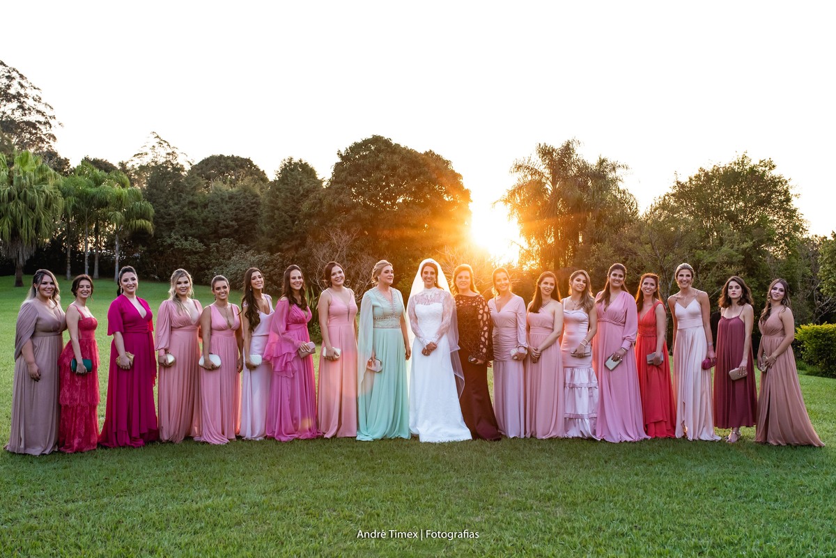 Tais Puntel - Constance Zahn - dia da noiva - vestido de noiva - fotografia de casamento - Fazenda dona Catarina - penteado de noiva  - wedding day - casamento no campo - casamento na fazenda - casamento de dia - Andre timex 