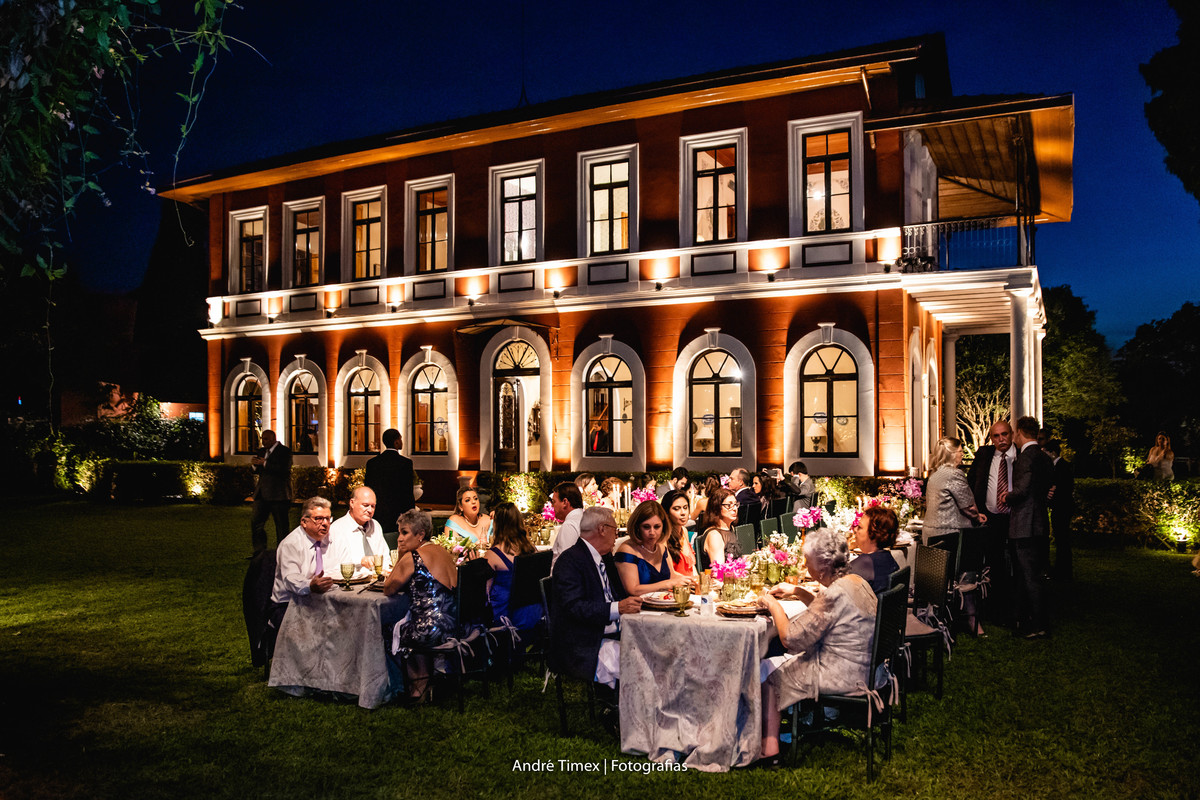Tais Puntel - Constance Zahn - dia da noiva - vestido de noiva - fotografia de casamento - Fazenda dona Catarina - penteado de noiva  - wedding day - casamento no campo - casamento na fazenda - casamento de dia - Andre timex 