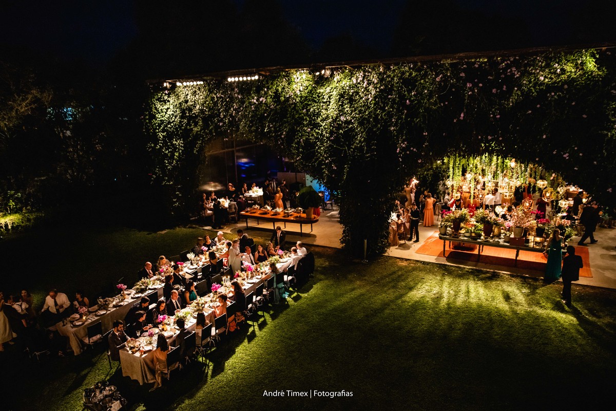 Tais Puntel - Constance Zahn - dia da noiva - vestido de noiva - fotografia de casamento - Fazenda dona Catarina - penteado de noiva  - wedding day - casamento no campo - casamento na fazenda - casamento de dia - Andre timex 