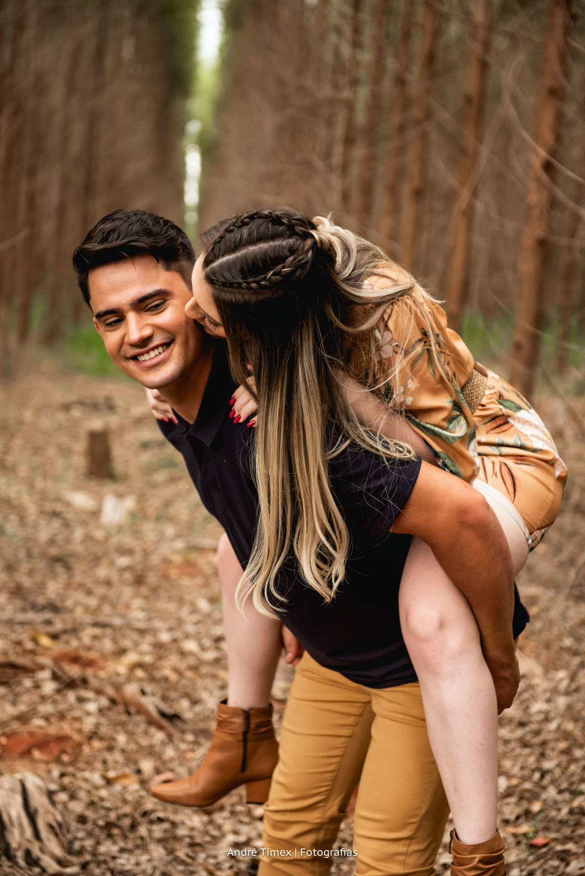 #wedding #casamentos #noivas #noivos #fotografiacomemocao #sensibilidade #weddingbrasil #bodas #bride #noivas2021 #noivas2022 #casamento #fotografodecasamento #destinationwedding #voucasar #andretimexfotografias #bauru #pinterest #yourockphotographer #fiq