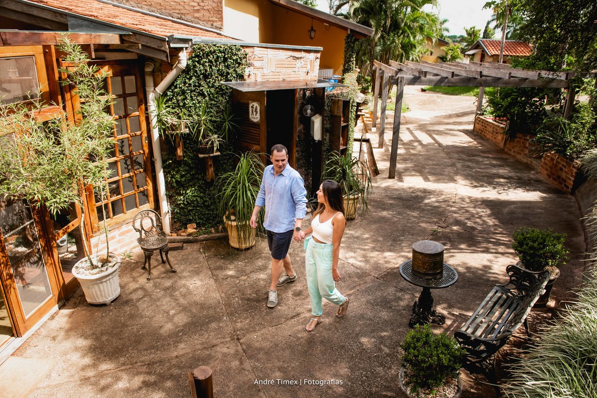 ensaio de casamento. ensaio de casal. ensaio piratininga-sp. pre wedding. pre ensaio. fotografia bauru. casamento. ensaio com cachorro.