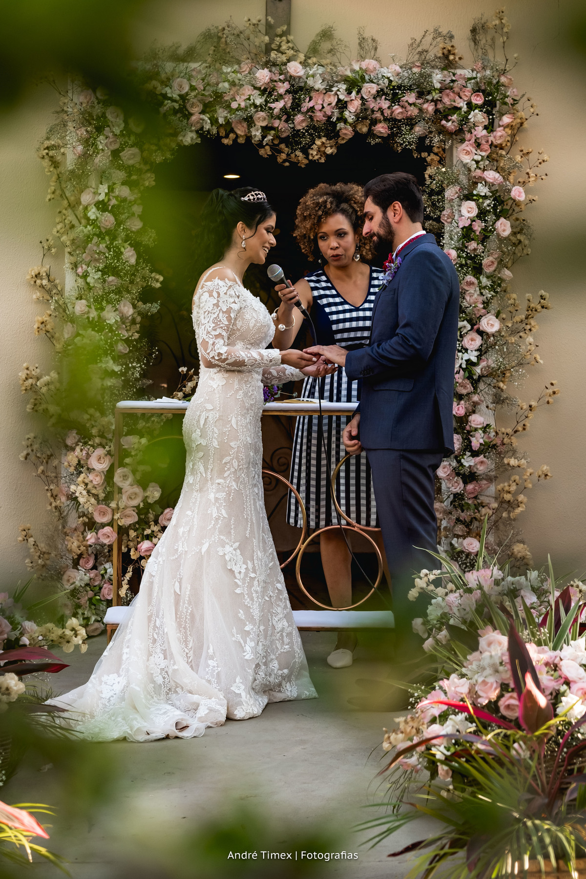 elopment wedding. casamento. fotografia de casamento. wedding. editorial noiva. folk wedding. casamento no campo. casamento de dia. casamento em bauru. Santa felicidade. vestido de noiva. traje noivo.