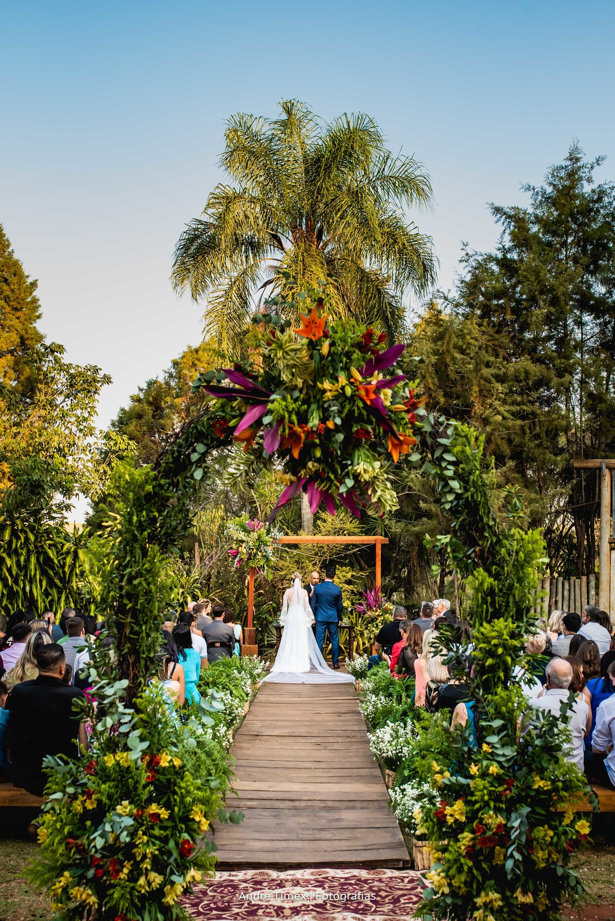 vila de São Francisco. Bauru. Fotografia de casamento. Casamento Bauru. vestido de noiva. noivas. casamento. wedding. casamento no campo. casamento na fazenda. casamento criativo. fotógrafo de casamento, wedding Day. 