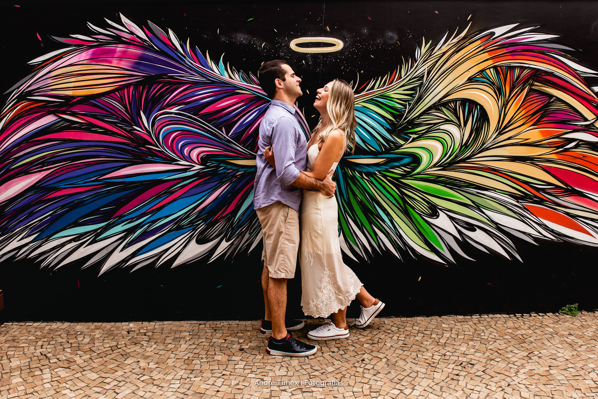 ensaio de casal. Av Paulista. ensaio em São Paulo. fotografia de casamento. Fotógrafo Bauru. Fotografia em Sao paulo. pré wedding.Beco do Batman