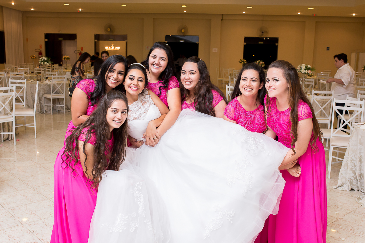 Noiva e madrinhas