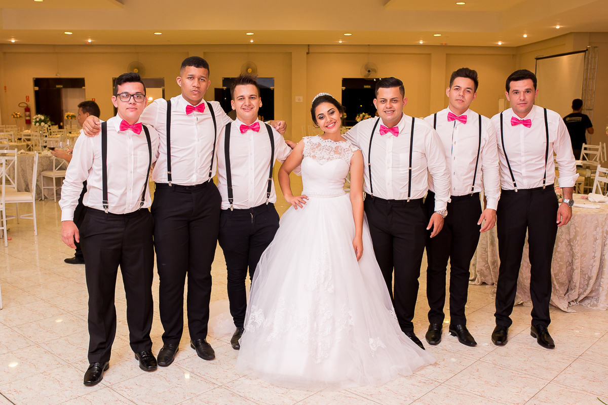 Noiva e padrinhos