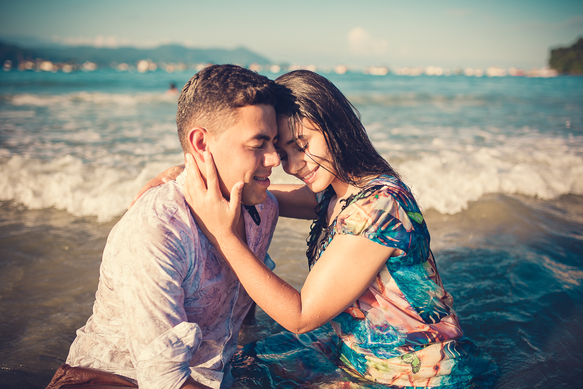 Pré Wedding Rebecca e Tiago, na praia do guaruja