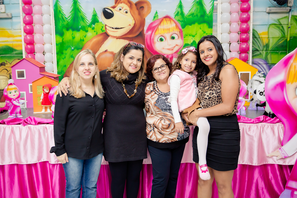 Aniversário de 6 aninho da Larissa nos Buffet na FlorestaAniversário de 6 aninho da Larissa nos Buffet na Floresta