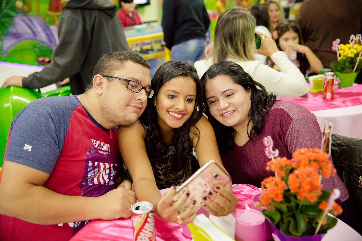 Aniversário de 6 aninho da Larissa nos Buffet na Floresta