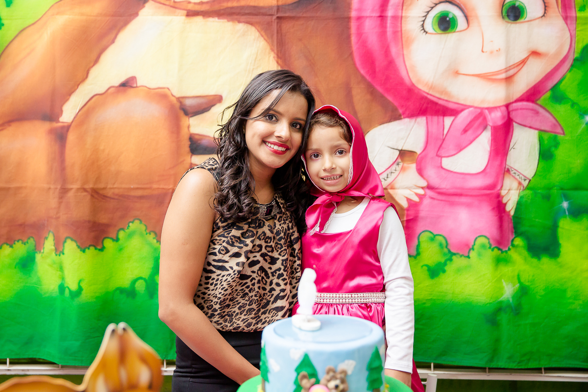 Aniversário de 6 aninho da Larissa nos Buffet na Floresta