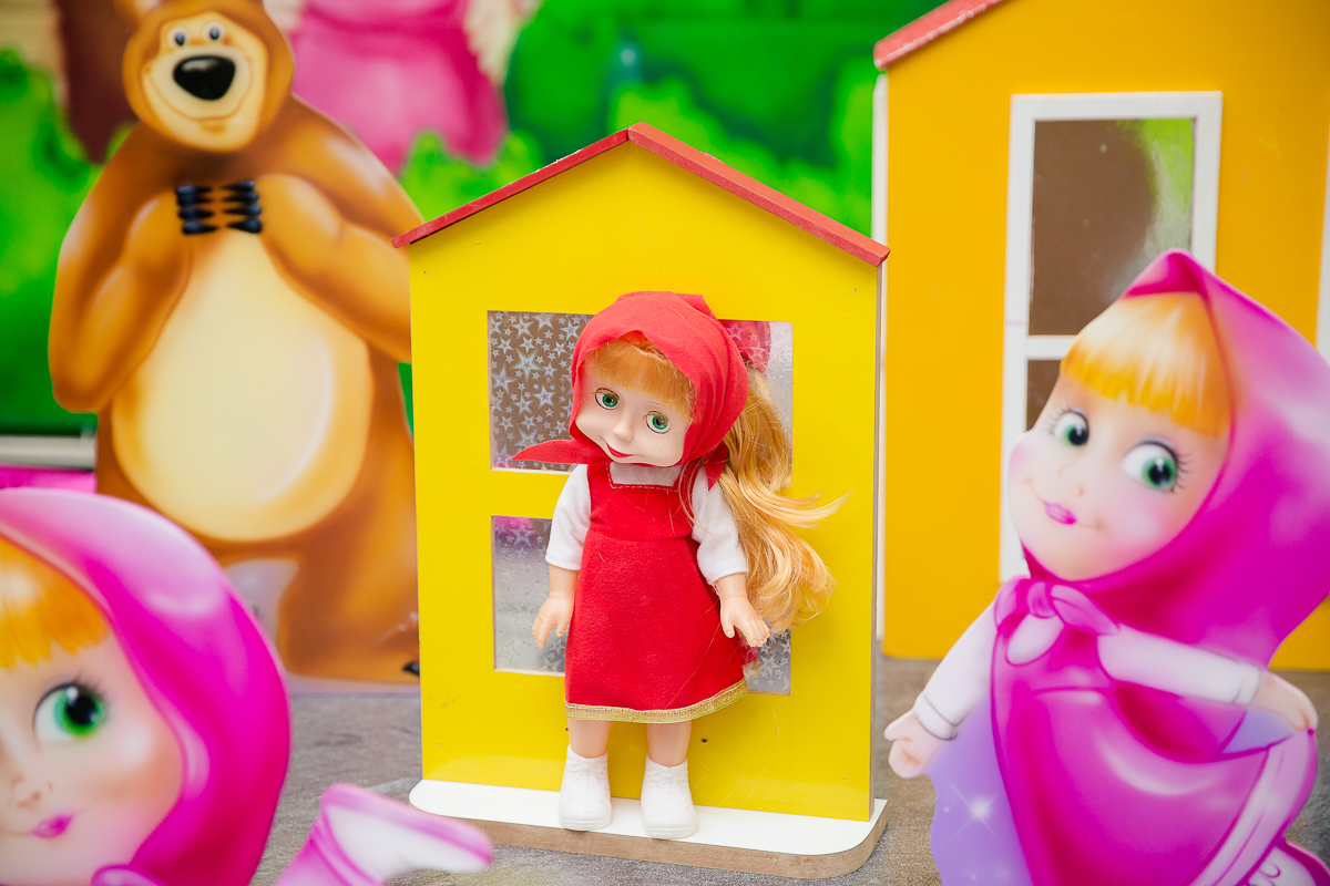 Aniversário de 6 aninho da Larissa nos Buffet na Floresta