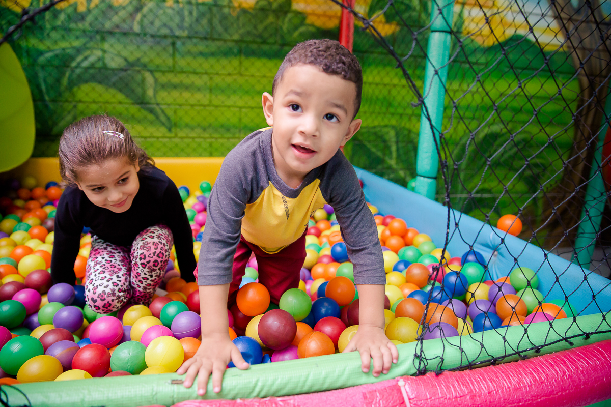 Aniversário de 6 aninho da Larissa nos Buffet na Floresta