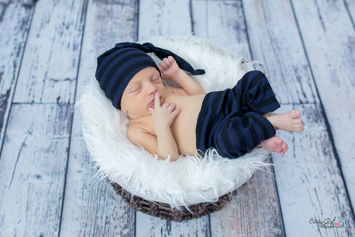 Ensaio recém nascido (newborn ) 