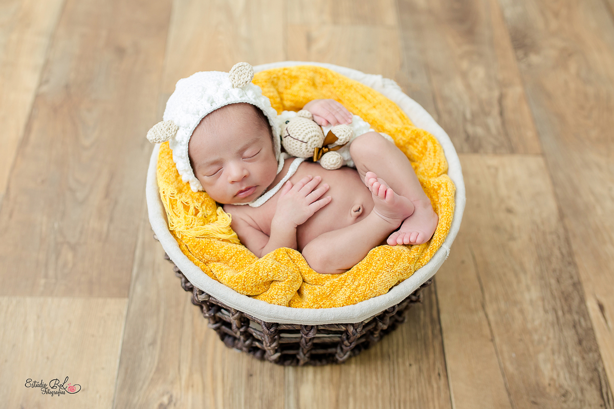 Newborn Thomas recém nascido