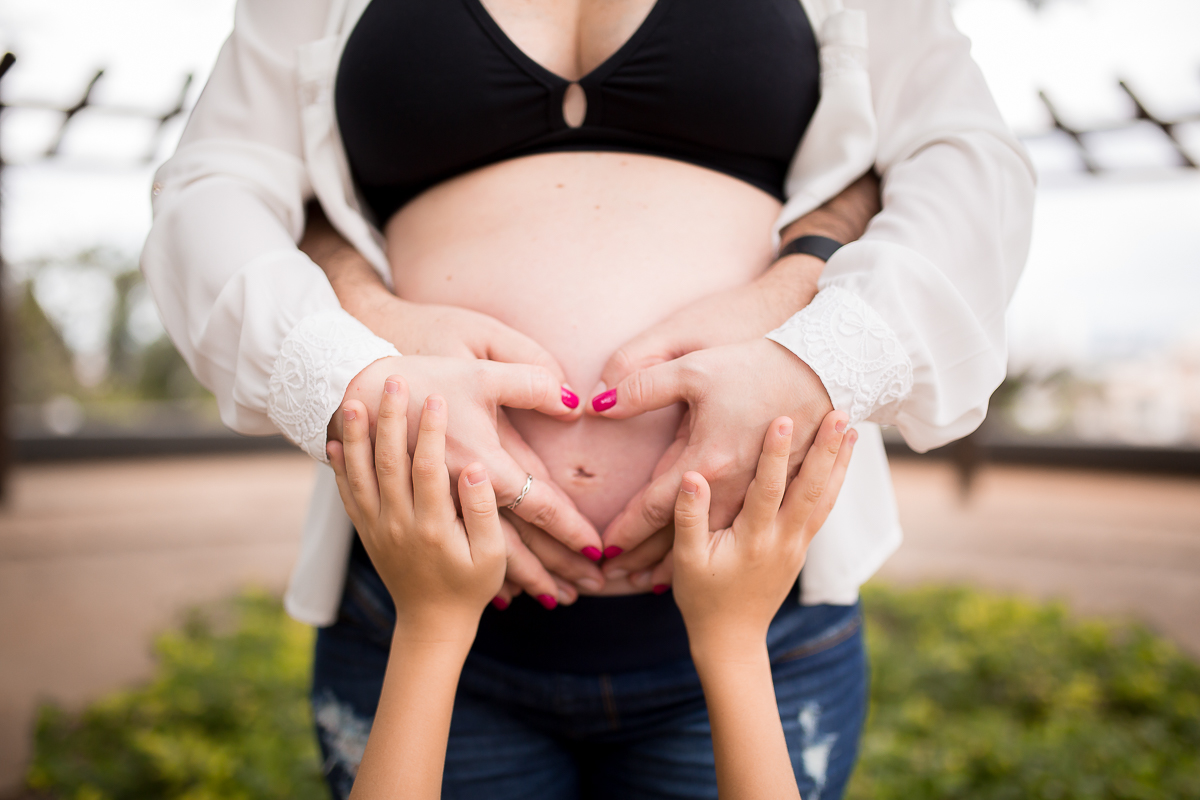 Ensaio gestante no condomínio Vila dos Ingleses