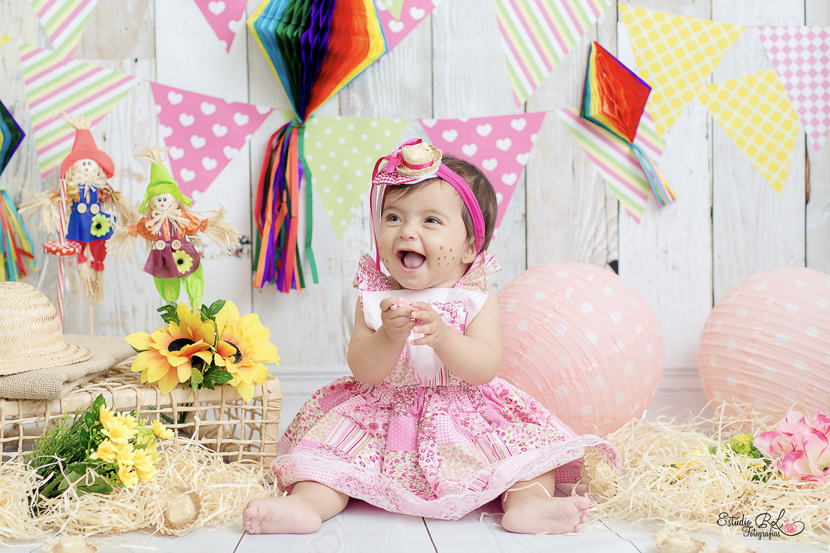 acompanhamento Mirela 8 meses caipirinha linda , festa junina