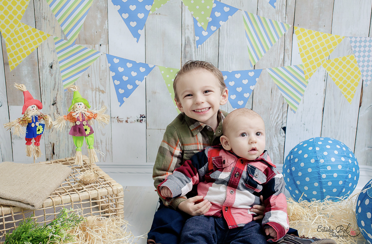 A sessão de 4 meses do Davi Macool foi em clima de festa junina!!!