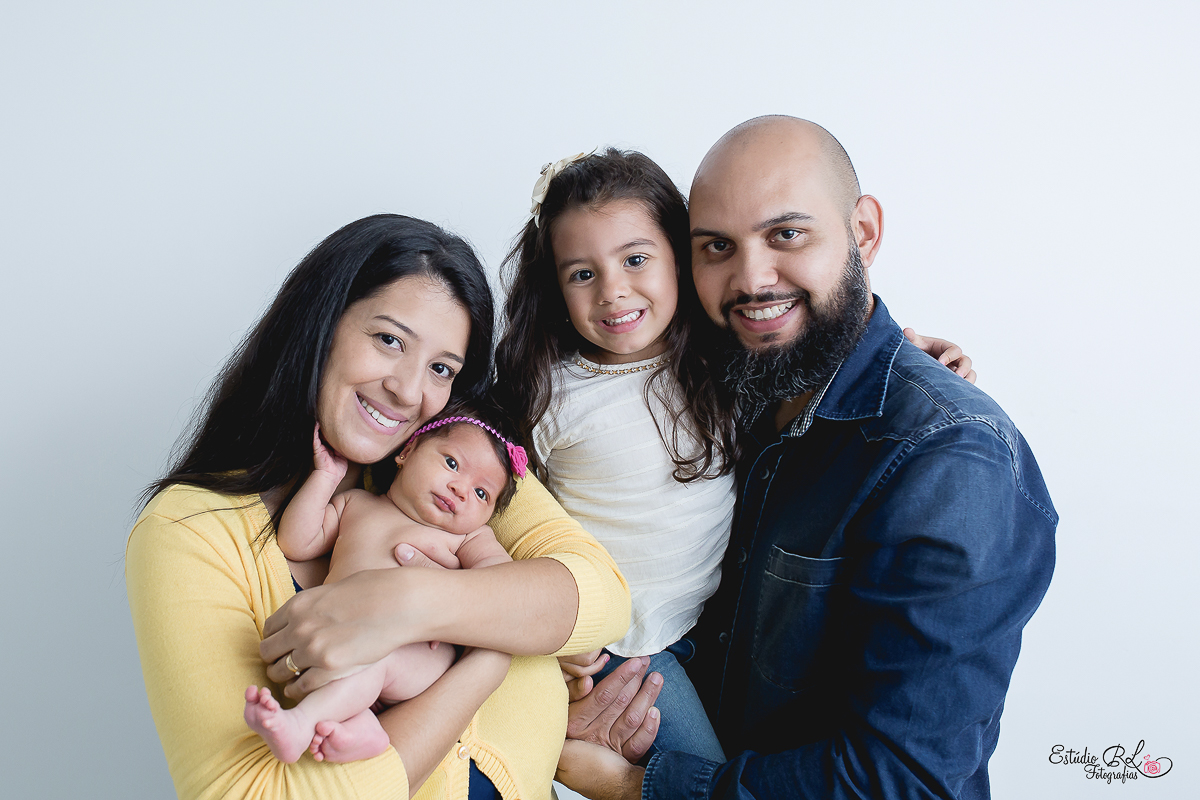 Ensaio newborn Ellis 23 dias em familia