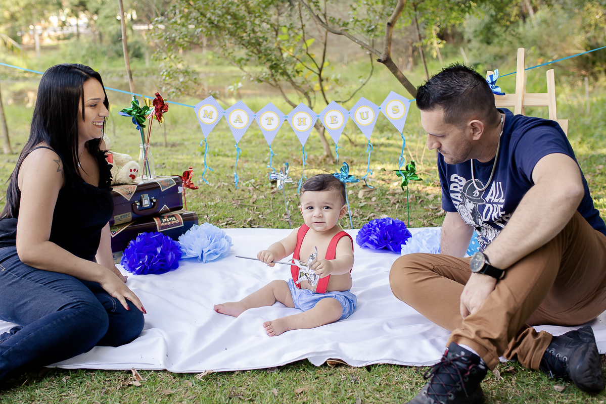 ensaio smash the cake mateus, papai e mamãe estúdio rl fotografias Sorocaba São Paulo brasil_