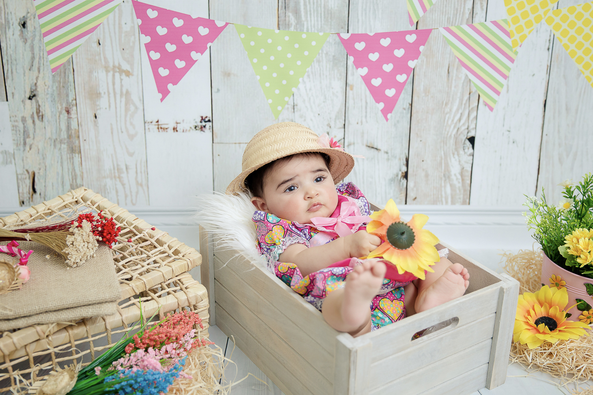 ensaio Alice Vitória 6 meses, caipirinha na festa junina