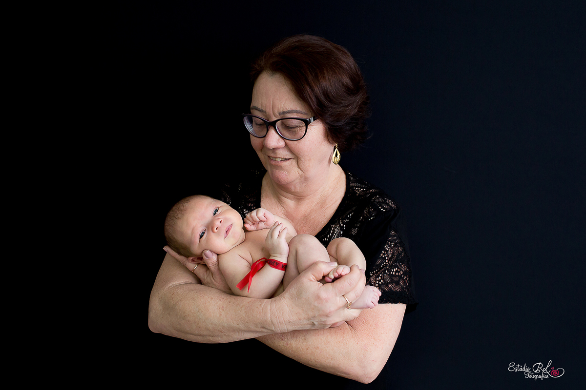 Ensaio Newborn Benjamim, sessão recém nascido, papai e mamãe irmãozinho, vovós familia