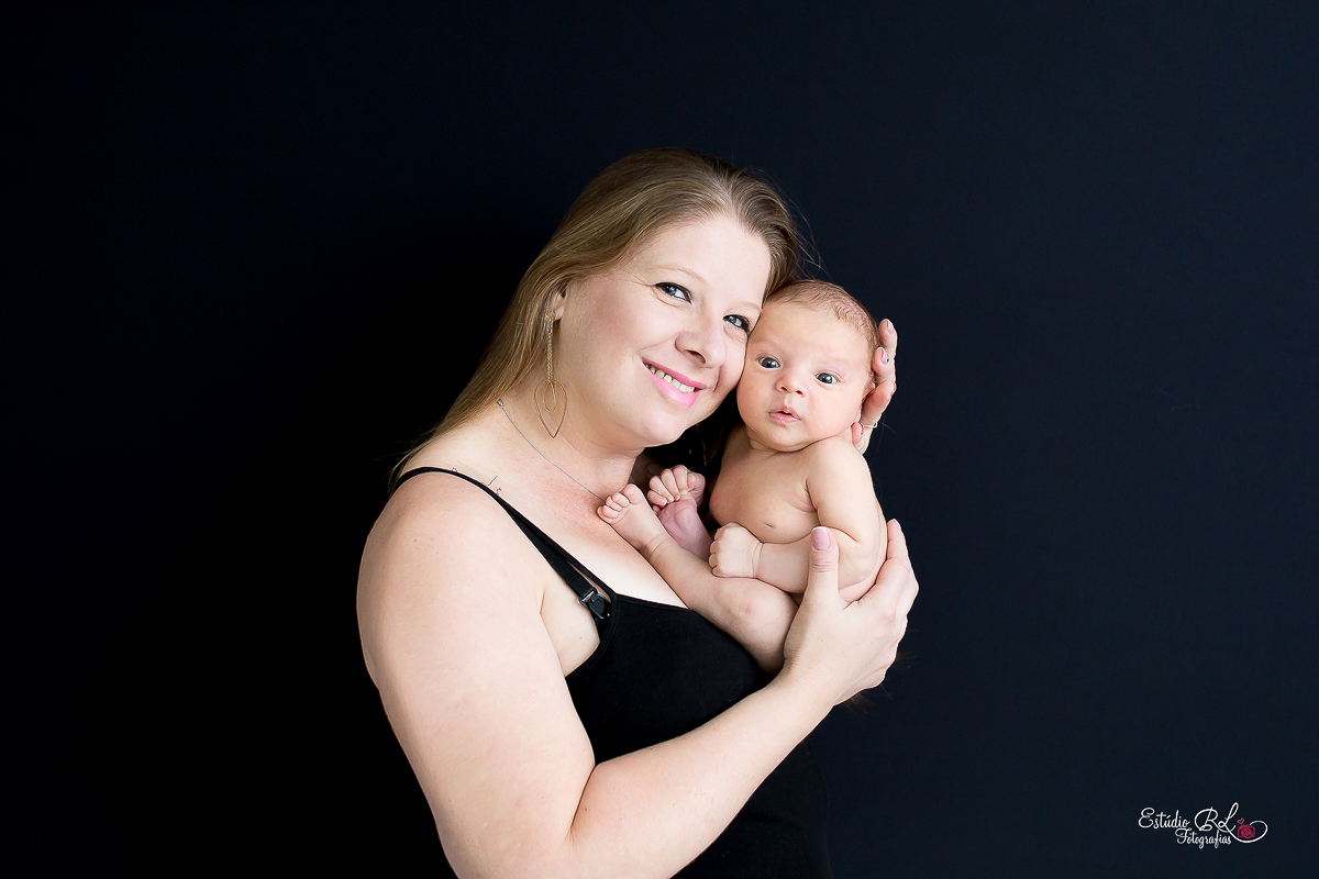 Ensaio Newborn Benjamim, sessão recém nascido, papai e mamãe irmãozinho, vovós familia