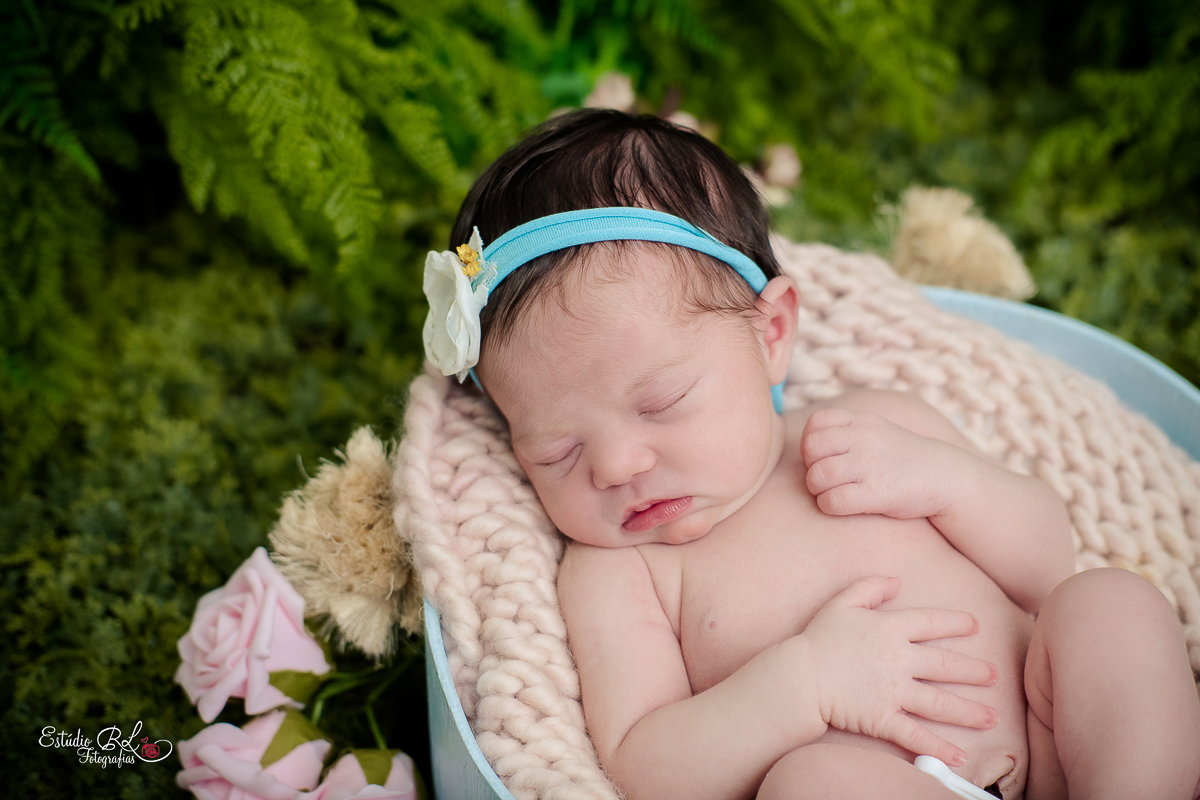 Esse foi o registro dos primeiros dias de vida da Cecilia uma florzinha linda do nosso jardim