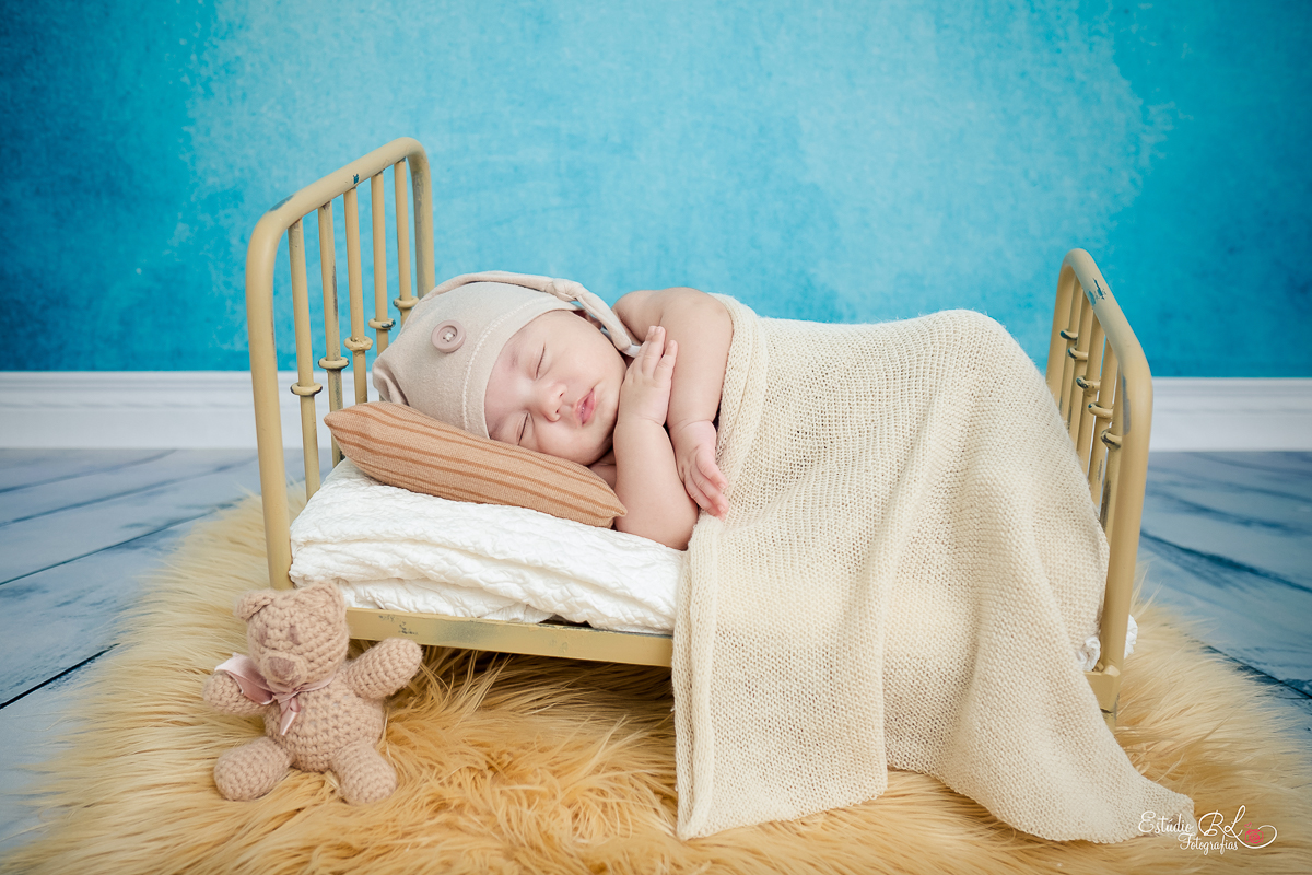 Agora vocês vão poder acompanhar o crescimento do Samuel por aqui…  Nestas fotos ele estava com 2 meses de vida
