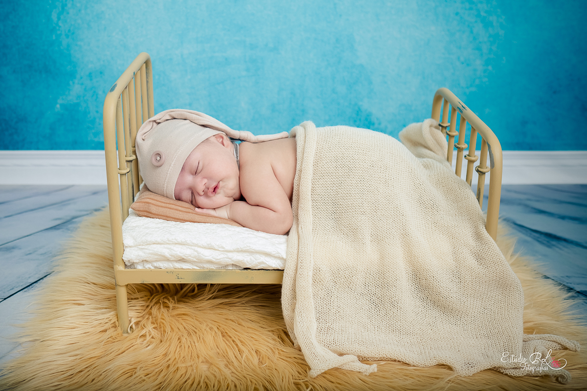 Agora vocês vão poder acompanhar o crescimento do Samuel por aqui…  Nestas fotos ele estava com 2 meses de vida
