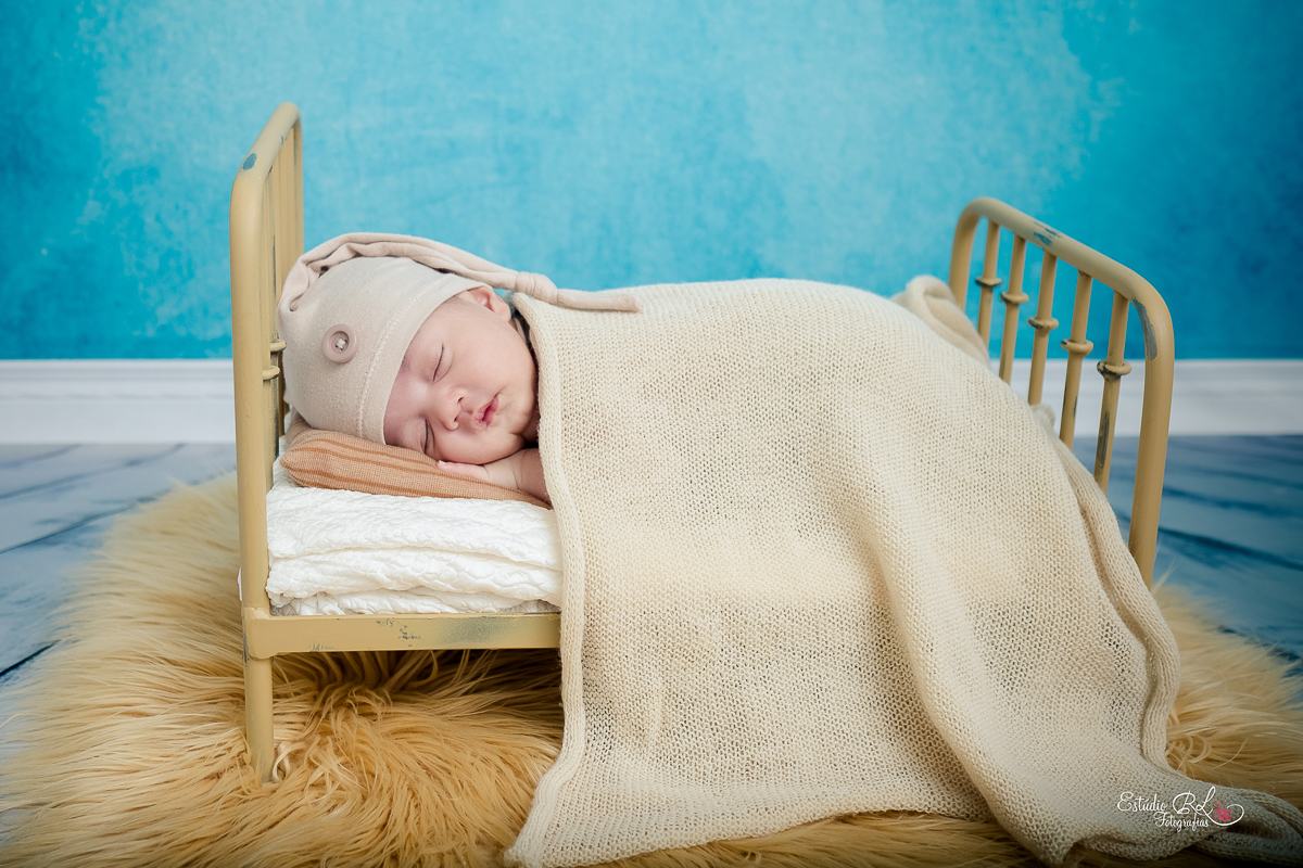 Agora vocês vão poder acompanhar o crescimento do Samuel por aqui…  Nestas fotos ele estava com 2 meses de vida