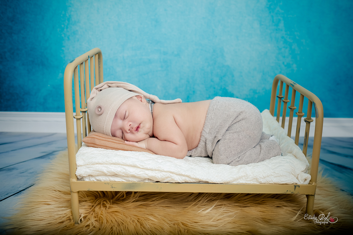 Agora vocês vão poder acompanhar o crescimento do Samuel por aqui…  Nestas fotos ele estava com 2 meses de vida