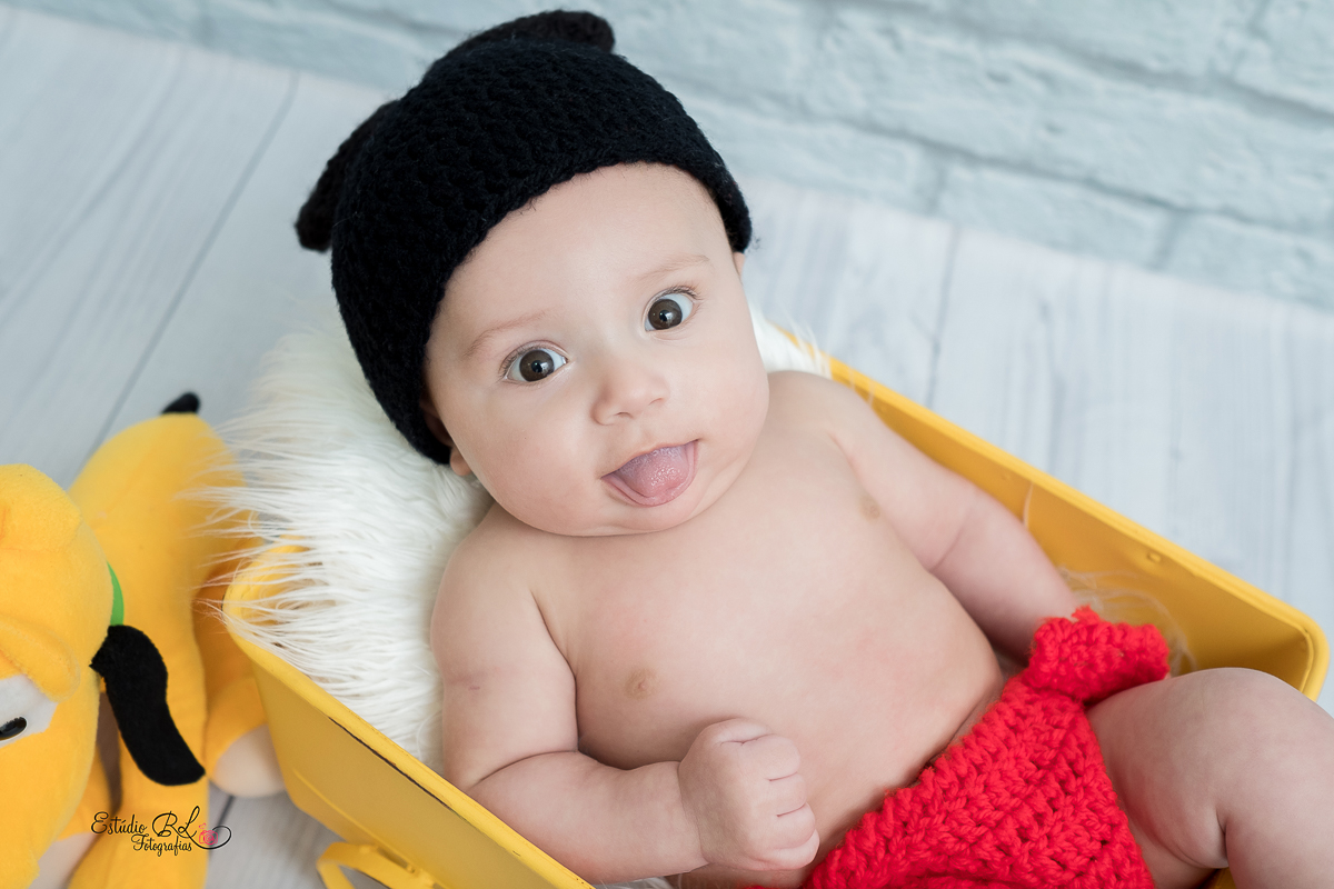O gatinho Guilherme, está com 3 meses de pura fofura