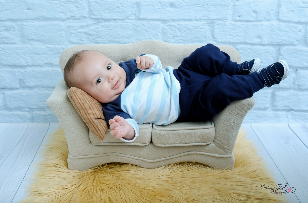 O gatinho Guilherme, está com 3 meses de pura fofura