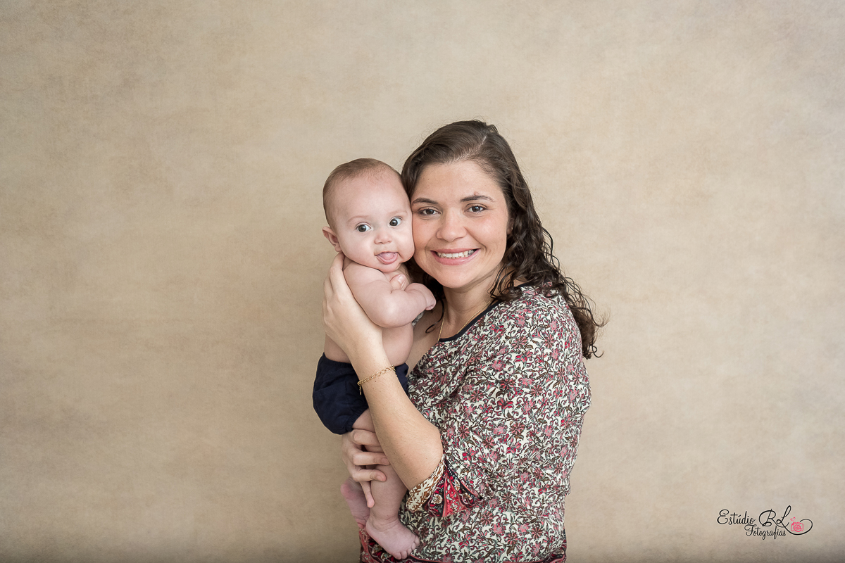 O gatinho Guilherme, está com 3 meses de pura fofura