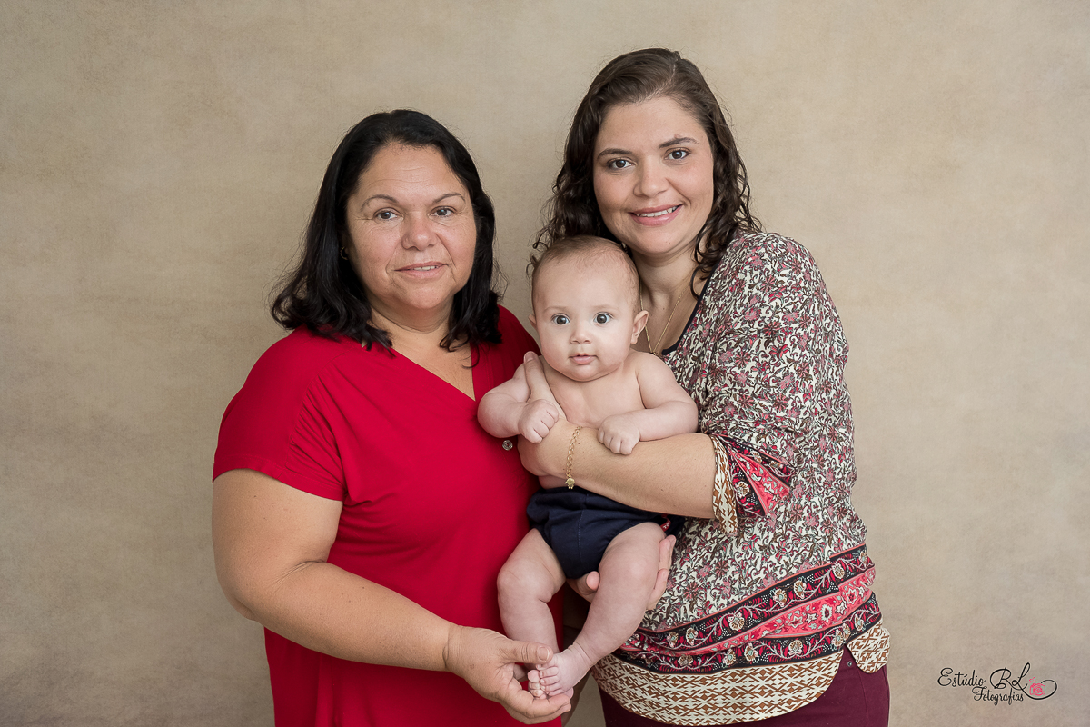 O gatinho Guilherme, está com 3 meses de pura fofura