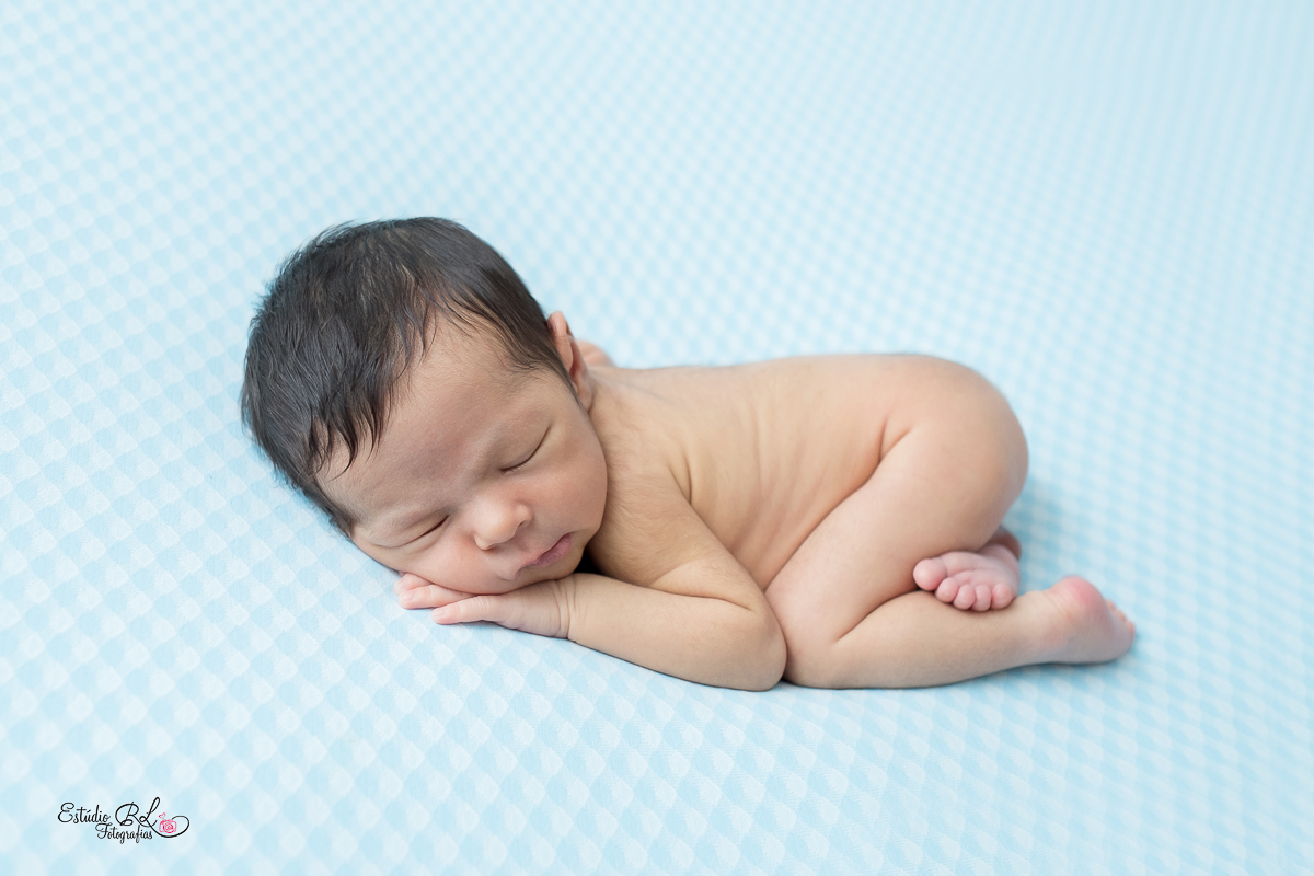 Ensaio newborn do Heitor, de apenas 9 dias