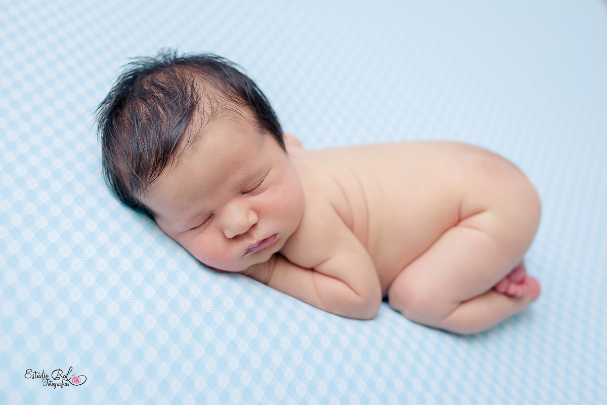 O Pedro é um bebezão lindo! com 14 dias encheu nosso estúdio de amor!