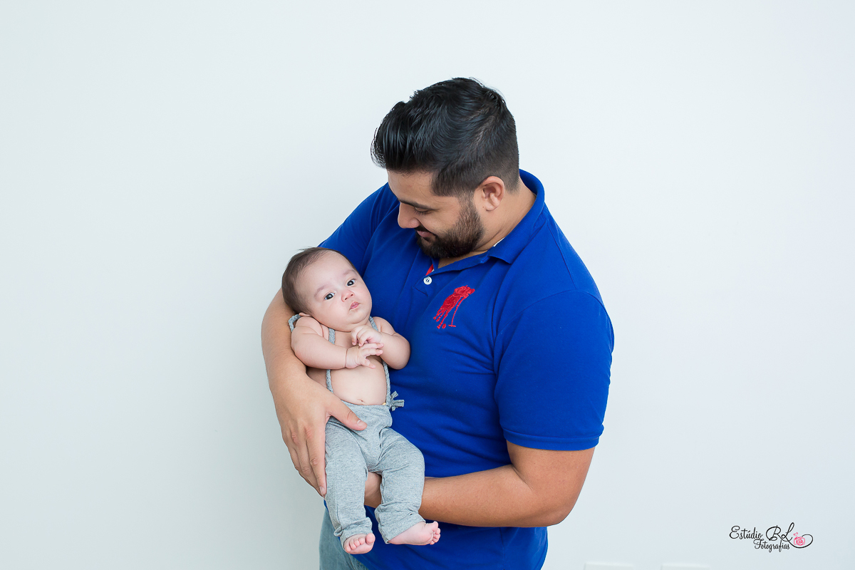 Samuel é um fofuxo. Gente não dá vontade de morder?...rsrs..3 meses de pura gostosura <3 <3