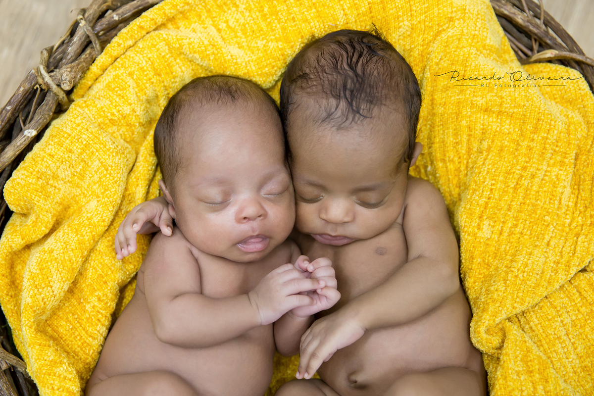 ricardo oliveira, rl fotografias, acompanhamento de bebes, amor de mãe, fotos de bebes, newborn, recém nascido, ensaio de recém nascido, newborn sorocaba, fotografo de newborn sorocaba, fotografo de recém nascido sorocaba, foto