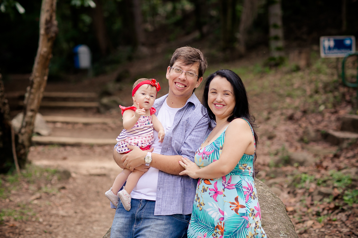 Linda e graciosa princesa muita fofa,  O Smash the cake da Maria Antonia com tema de jardim ficou apaixonante. ♥

 Essa menininha consegue bater todos recordes de  simpatia e fofura, ela é mais que demais! 