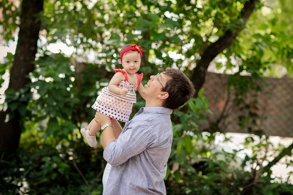 Linda e graciosa princesa muita fofa,  O Smash the cake da Maria Antonia com tema de jardim ficou apaixonante. ♥

 Essa menininha consegue bater todos recordes de  simpatia e fofura, ela é mais que demais! 