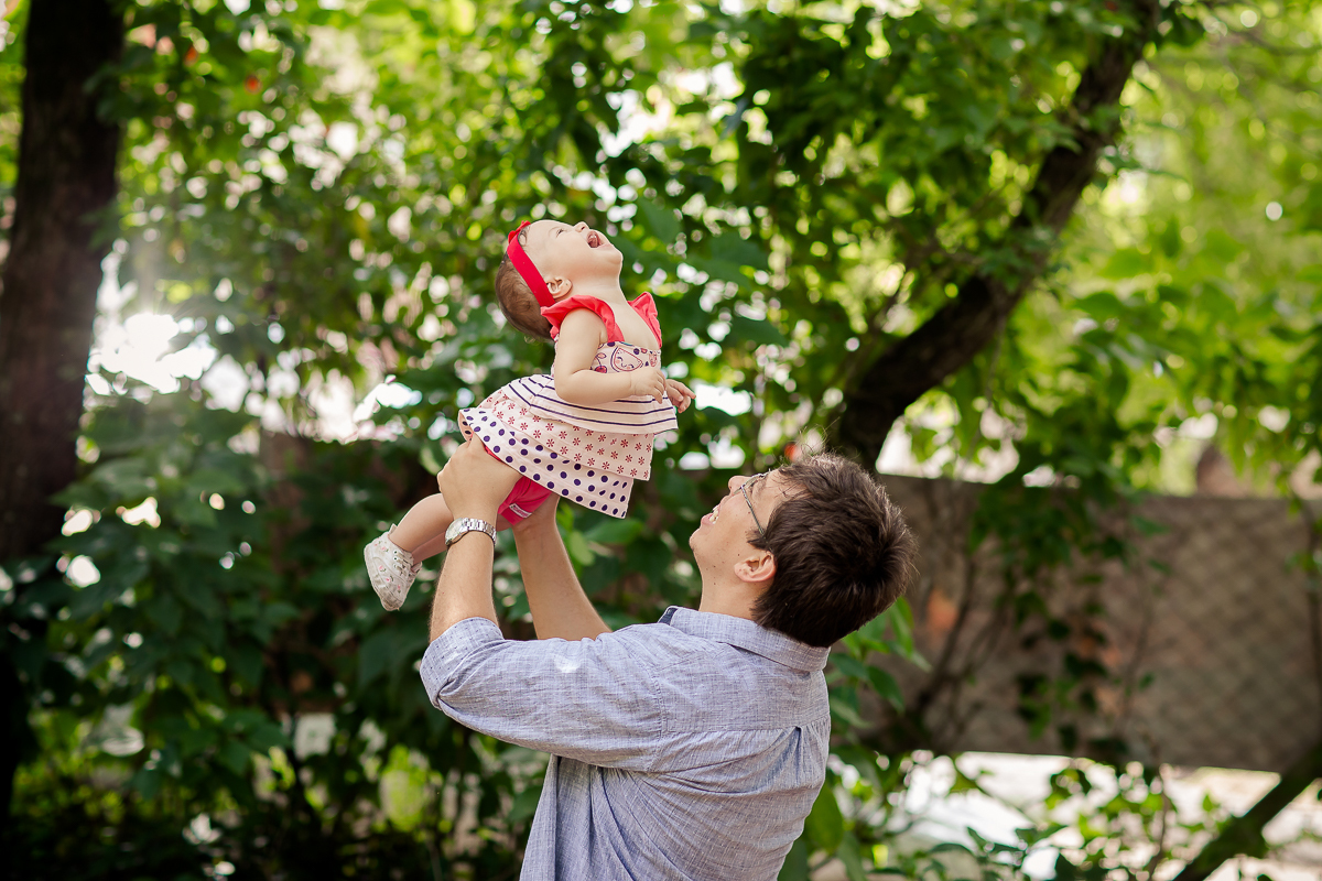 Linda e graciosa princesa muita fofa,  O Smash the cake da Maria Antonia com tema de jardim ficou apaixonante. ♥

 Essa menininha consegue bater todos recordes de  simpatia e fofura, ela é mais que demais! 