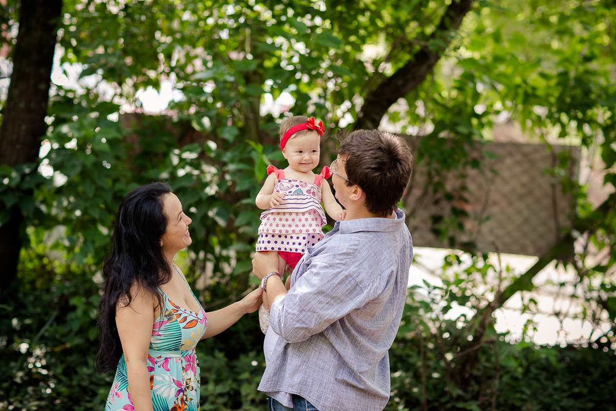 Linda e graciosa princesa muita fofa,  O Smash the cake da Maria Antonia com tema de jardim ficou apaixonante. ♥

 Essa menininha consegue bater todos recordes de  simpatia e fofura, ela é mais que demais! 