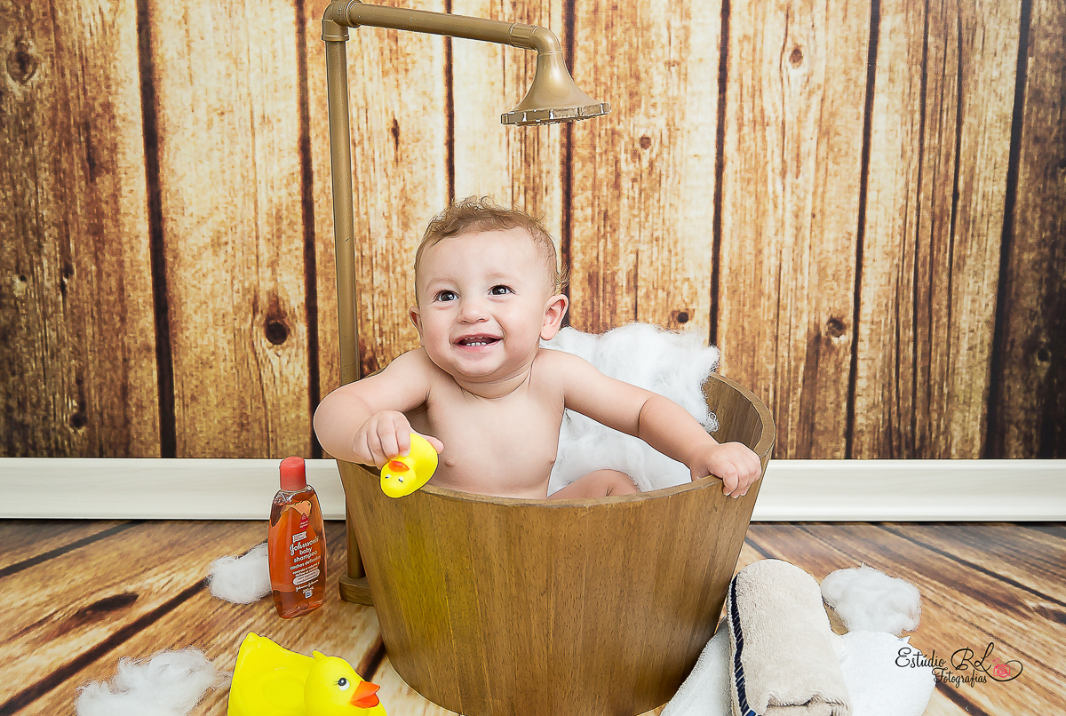 Olha só o Daniel todo charmosinho!!!

Daniel voltou em nosso estúdio para sua sessão de 9 meses...

Fotografar esse bebê é sempre uma farra, porque ele é muito sapeca e sorridente! 